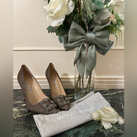 Manolo Blahnik Hangisi Glitter Pumps - Dark Gold Glitter Jewel Buckle Pump - Picture 2 of 10